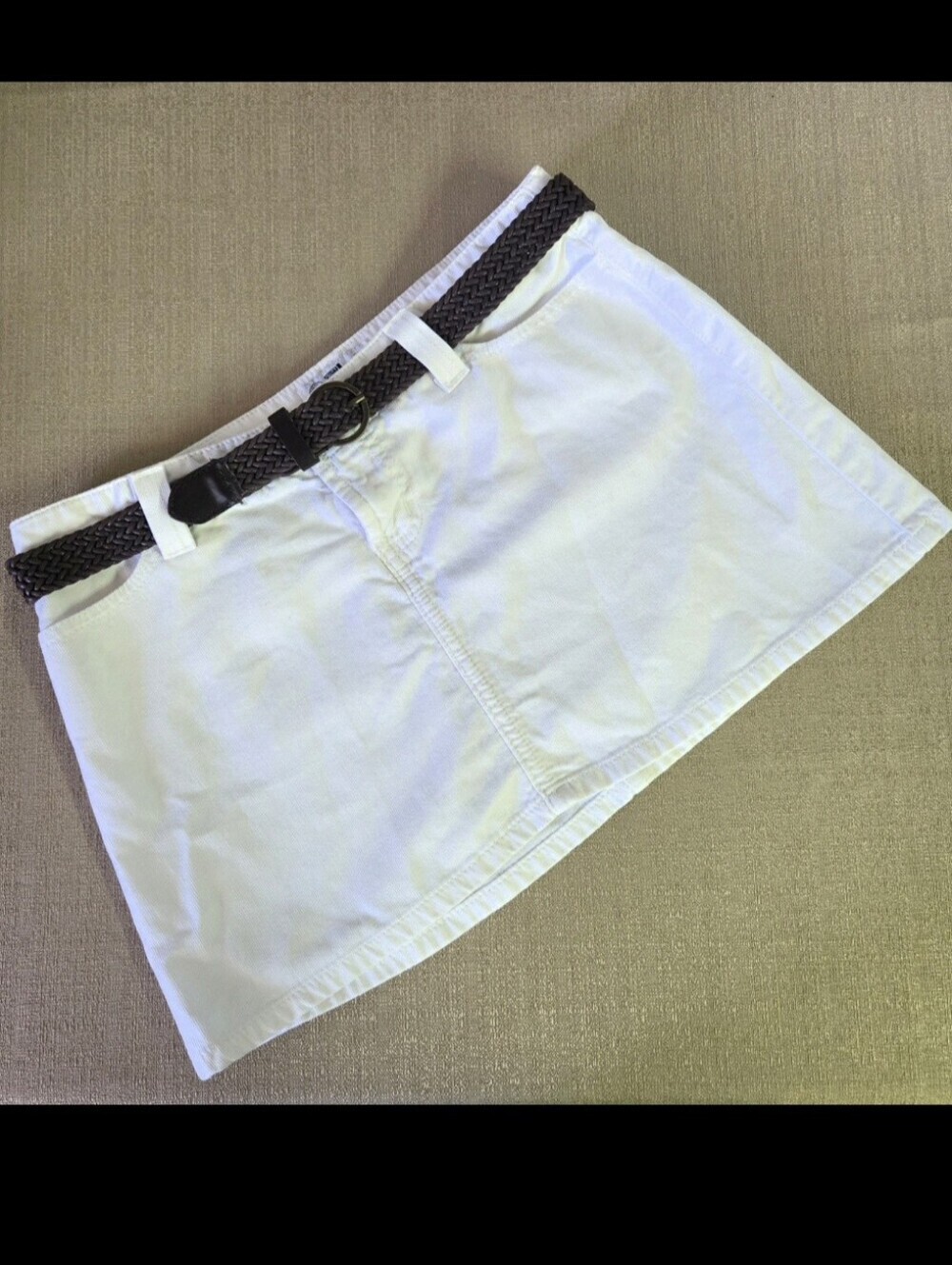 LEI | Utility Gear L-17 Series Mini Skirt in White w/ Brown Braided Belt sz 3
